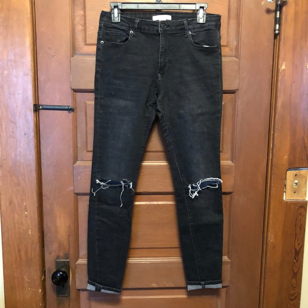 Forever 21 Destroyed Black Denim Sz 27